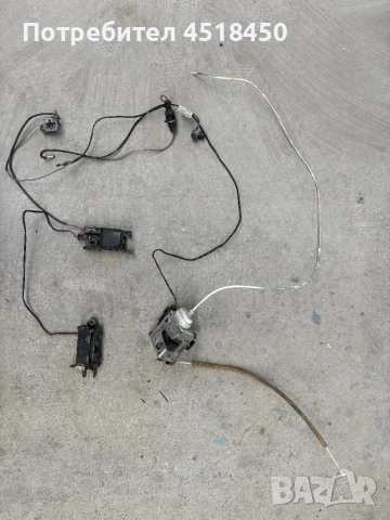 Брава за Audi A4 B5 цял механизъм предна лява врата 