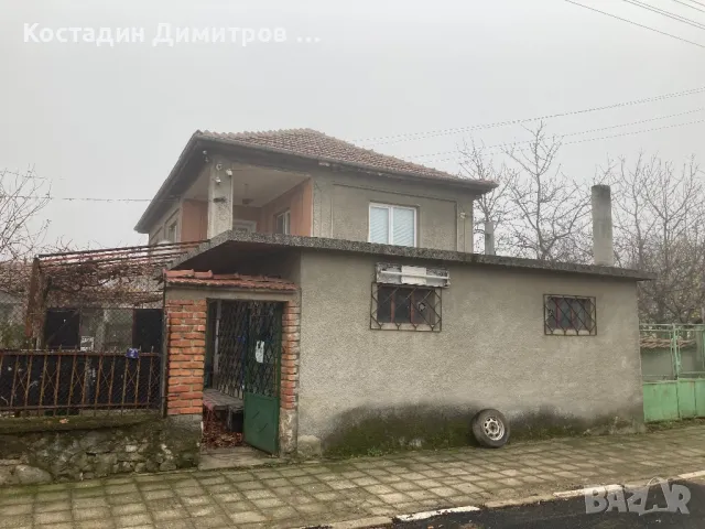 Двуетажна Къща с Двор в Родопите с. Новаково област Пловдив , снимка 15 - Къщи - 48315642