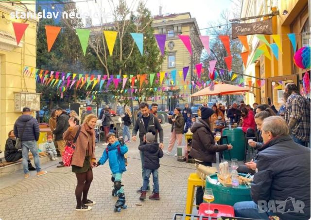 Уютно студио за двама в центъра на Бургас, снимка 17 - Квартири, нощувки - 45668017