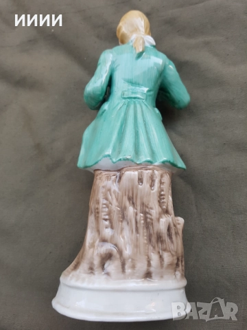 Порцеланова статуетка фигурка цигулар, снимка 3 - Антикварни и старинни предмети - 52222831