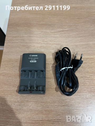 Зарядно за АА и ААА батерии Canon