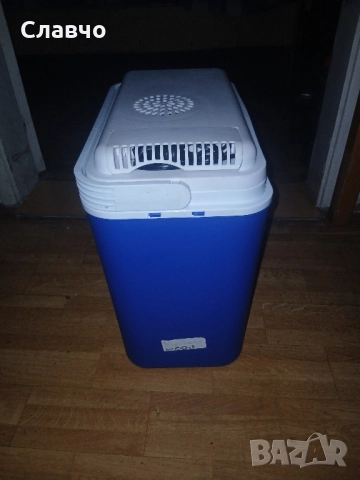 нова хладилна чанта на 12волта