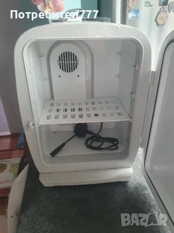 мини хладилник , снимка 2 - Хладилни чанти - 50423852