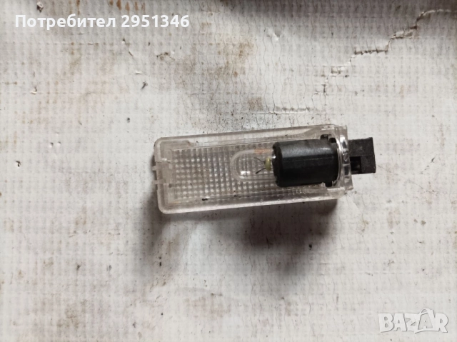 лампа за крака Porsche Panamera 97063202400, снимка 3 - Части - 51936686