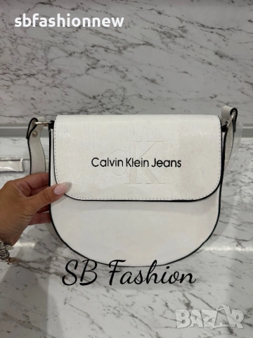 Calvin Klein дамска чанта в бяло или черно, снимка 3 - Чанти - 54011808