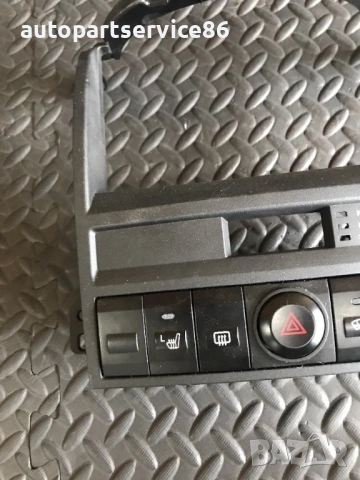 Панел централна табло с бутони за KIA Sorento (2005) 84760-3E100, снимка 2 - Части - 53315151