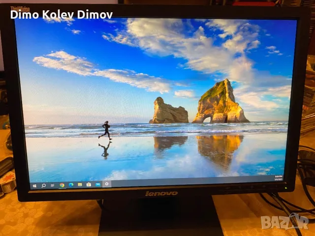 Монитор LENOVO 19” Като чисто нов!