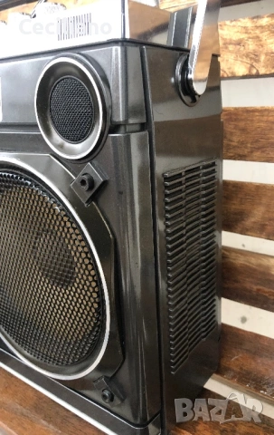 Радиокасетофон HITACHI TRK-8180Е, снимка 6 - Радиокасетофони, транзистори - 53514534