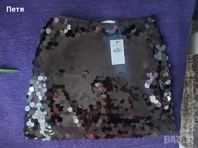 Черна пола с пайети 