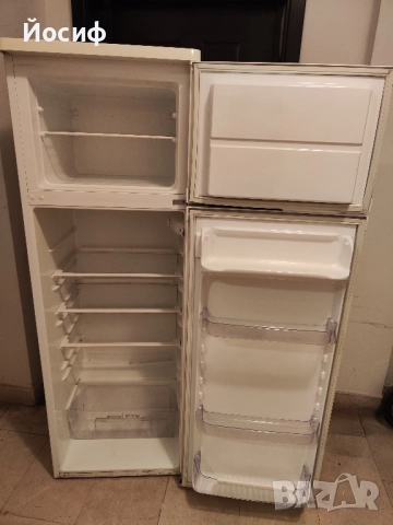 Хладилник с камера ZANUSSI ZRT-628W, 270л В/Ш/Д - 160/55/60, снимка 2 - Хладилници - 52655048