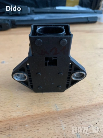 Датчик за Мерцедес , снимка 2 - Части - 53432112