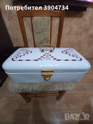 Емайлирана кутия хляб 1920г., снимка 2 - Антикварни и старинни предмети - 52049155