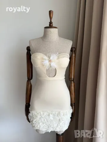 Дамска бяла рокля 