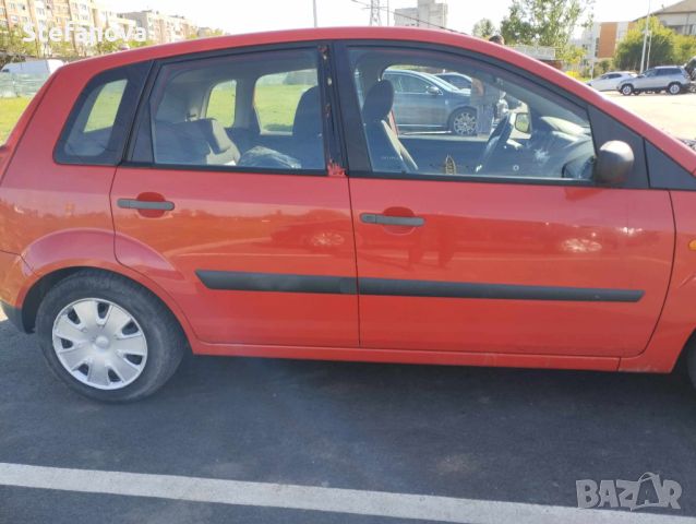 Ford Fiesta 2006 , снимка 15 - Автомобили и джипове - 45048672