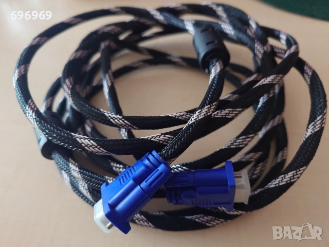 Кабели за монитор усилени 5м .