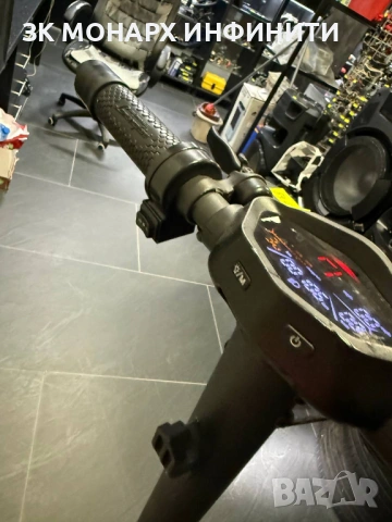 Електрическа тротинетка Lamborghini ALEXT/+зарядно/липсва копче за гъзта, снимка 9 - Друга електроника - 53700184