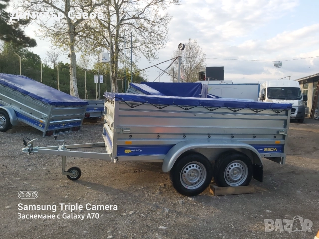 Туристическо ремарке VESTA LIGHT 25DA с допълнителни канати и плосък брезент, снимка 4 - Ремаркета - 52008102