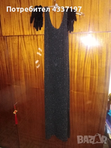 официална дамска рокля със ръкавици