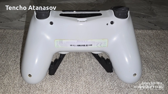 Sony PlayStation 4 Slim Glacier White, снимка 5 - PlayStation конзоли - 54169104