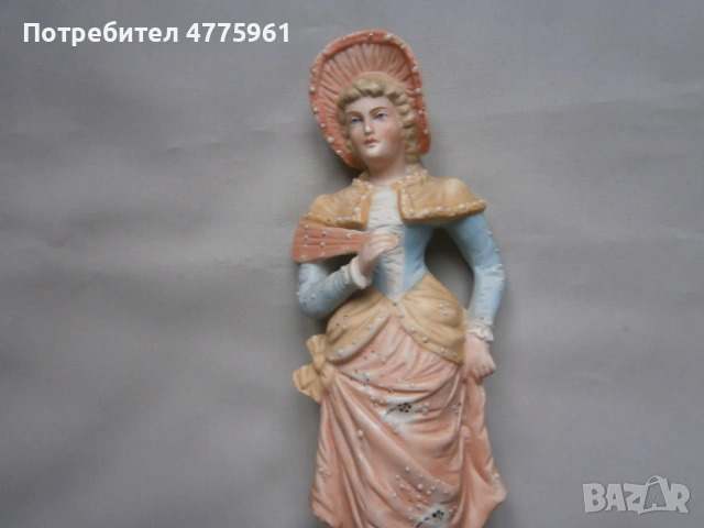 ПОрцеланова фигура 27см., снимка 2 - Антикварни и старинни предмети - 54213077