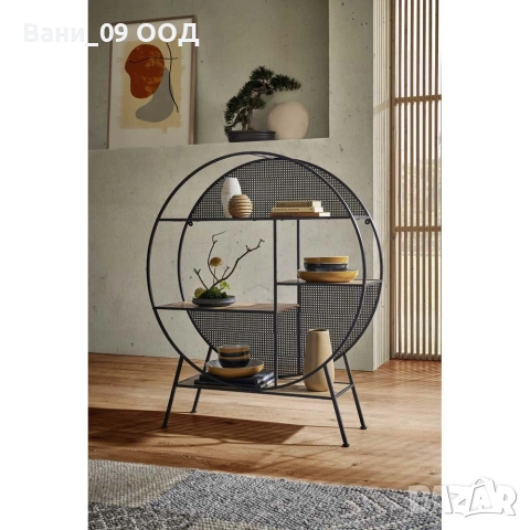 Голяма кръгла етажерка в индустриален стил , снимка 2 - Етажерки - 53229809