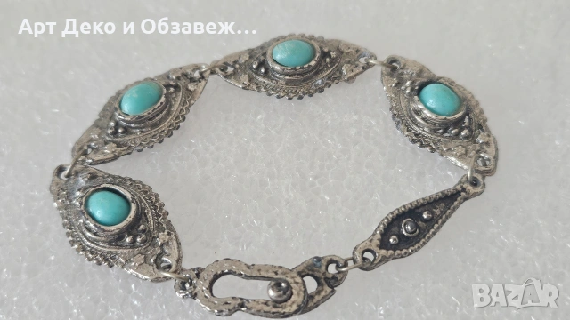 Антикварни накити, снимка 3 - Колиета, медальони, синджири - 53679210