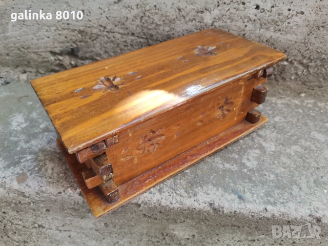 Стара красива кутийка, снимка 3 - Антикварни и старинни предмети - 51793111