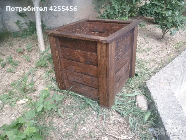 продавам дървени кашпи 