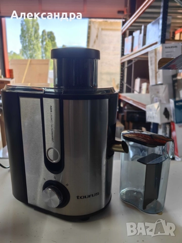 Сокоизстисквачка Taurus LIQUAFRUITS PRO COMPACT – 600W, 2 скорости, 65мм отвор, неръждаем филтър