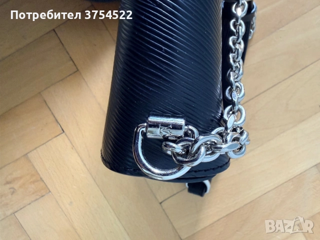 Чанта Louis Vuitton от черна епи кожа завъртане Twist MM, снимка 11 - Чанти - 54251036