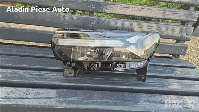 Ляв фар Dacia Duster 3 година 2024 2025 Led код 260608204R 