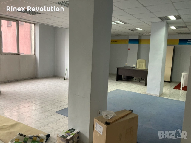 Офис под наем в Центъра, снимка 2 - Офиси - 54062305