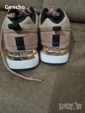 Маратонки във отлично състояние