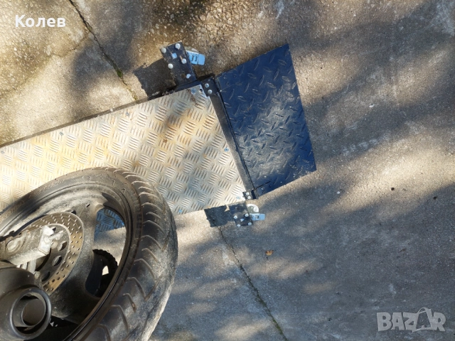 Подвижна стойка за мотоциклет, снимка 8 - Мотоциклети и мототехника - 52286050