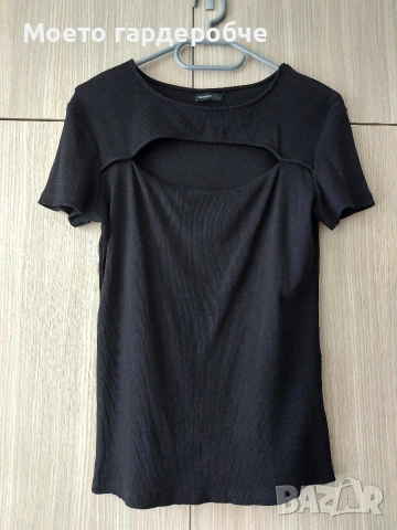 Нова дамска черна тениска на Medicine