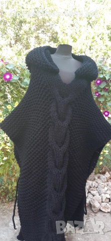 ръчно изплетено пончо , снимка 4 - Жилетки - 51855333