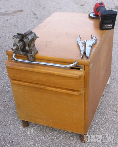 Оригинал KINNARPS Шведски Работен ШКАФ МАСА 72x44x54 см 26 кг Дървен Плот Тезгях с Чекмеджета БАРТЕР, снимка 4 - Други инструменти - 51947250