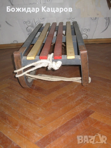 Стара дървена шейна. Цена - 17евро. Пращам по Еконт. За София, може и лично да я вземете., снимка 6 - Зимни спортове - 53095466