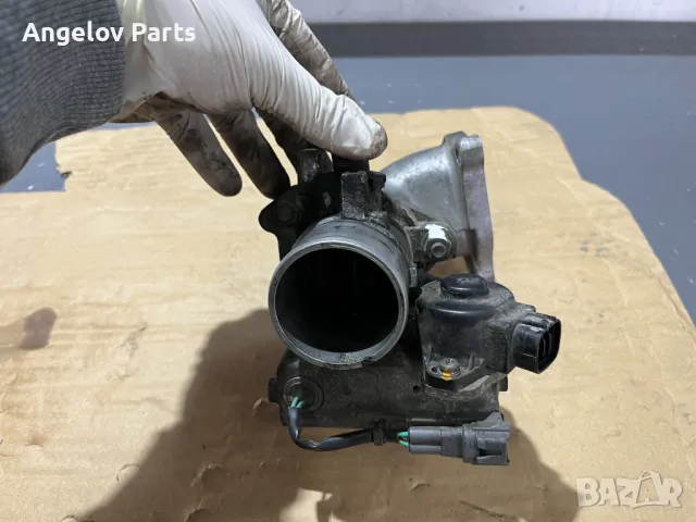 Дросел за Toyota Avensis T25 2.0 D-4D, снимка 2 - Части - 49910839