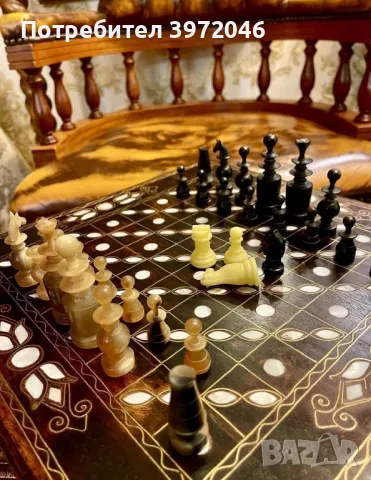 Антикварен шах с чекмедже , снимка 9 - Антикварни и старинни предмети - 50309299