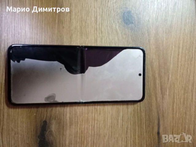 Samsung Galaxy Z Flip , снимка 3 - Samsung - 52709618
