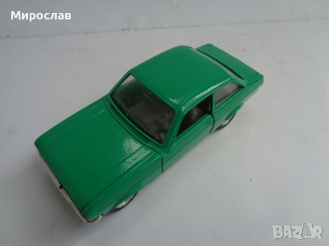 1:43 SOLIDO FORD ESCORT L КОЛИЧКА ИГРАЧКА МОДЕЛ, снимка 5 - Колекции - 45729934