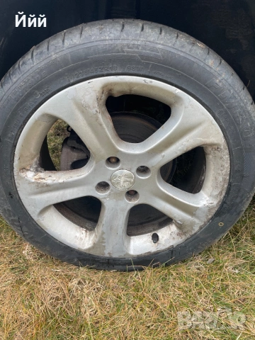 Джанти с гуми от Пежо 3008 4/108, снимка 4 - Автомобили и джипове - 53462595