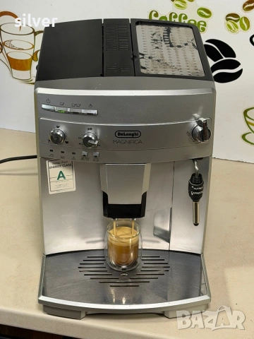 Кафемашина кафе автомат delonghi magnifica с гаранция, снимка 3 - Кафемашини - 53752880