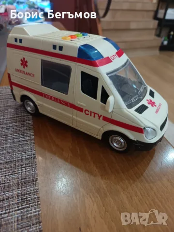 Линейка/Ambulance играчка, снимка 1 - Други - 48648504