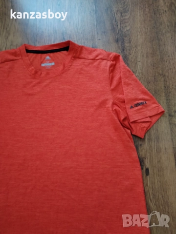 adidas terrex - страхотна мъжка тениска КАТО НОВА М, снимка 3 - Тениски - 51434947