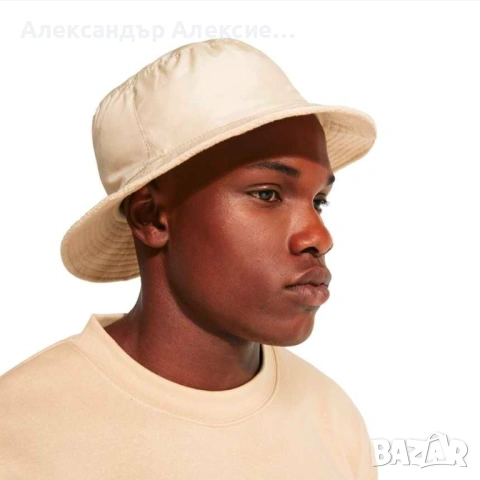 Печат върху шапки – различни модели и цветове