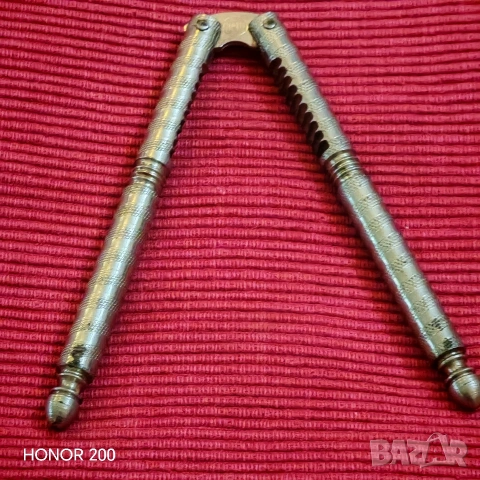 Стара метална орехотрошачка. , снимка 6 - Антикварни и старинни предмети - 54239331