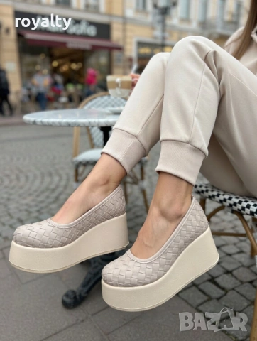 Обувки на платформа - бежова кожа, снимка 2 - Дамски ежедневни обувки - 54120398