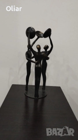 Винтидж декоративна статуетка "Три фигури" с модернистичен дизайн. Метал , снимка 2 - Статуетки - 51938400